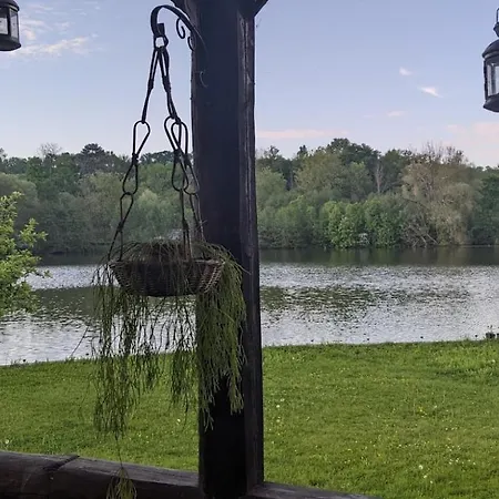 U Rybnika Strehom 3*