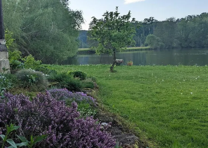 Casa de hóspedes U Rybníka Střehom 3*